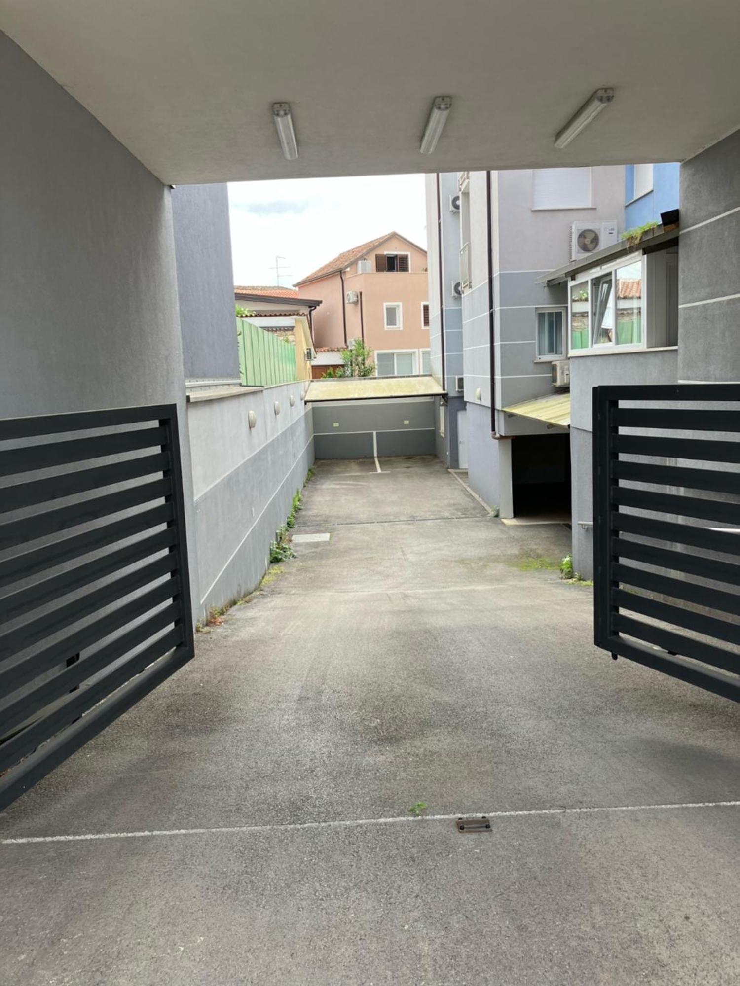 Apartment Capriati With Parking Garage Umag Exteriör bild